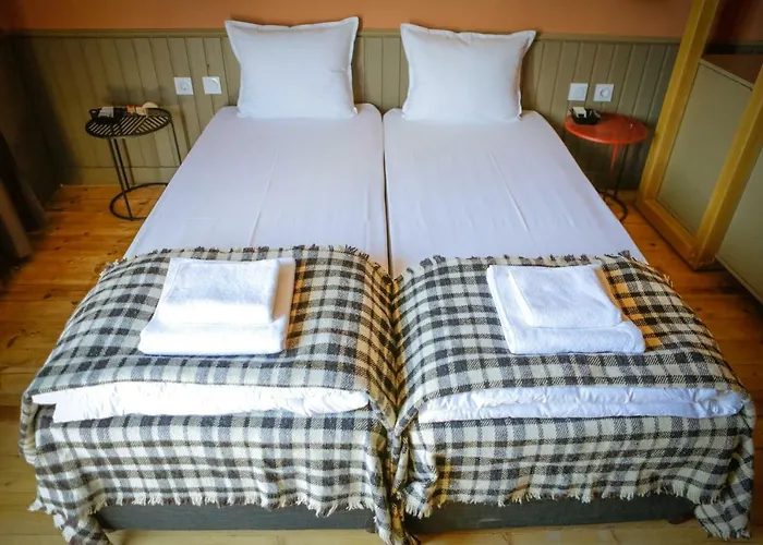 Beautiful Best Location Apartment Red Mouse