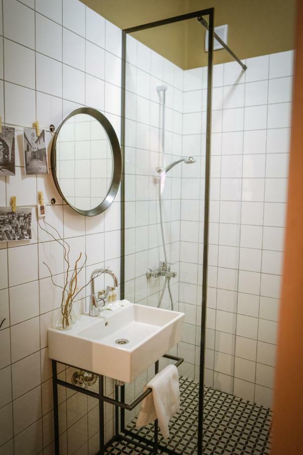 Beautiful Location Red Mouse Apartment