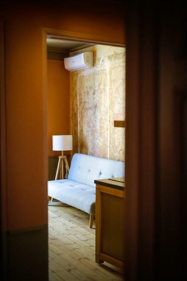 Beautiful Location Red Mouse Apartment *